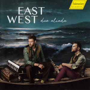 East West, duo aliada