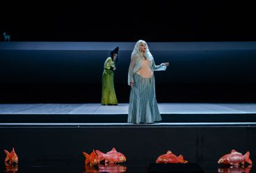 Szene aus Die Frau ohne Schatten am Nationaltheater Mannheim, Foto: Hans Jörg Michel