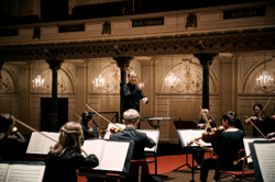 Deutsche Kammerakademie Neuss und Christoph Koncz, Foto: Eduardus Lee