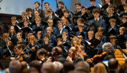 Die Regensburger Domspatzeb brechen zu einem Kurz-Trip nach Tschechien auf. Foto: Michael Vogl / Domspatzen