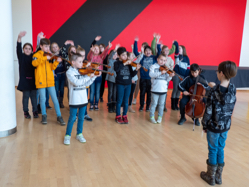 Die jungen Teilnehmer von klasse.klassik der Duisburger Philharmoniker, Foto: Julie Toulouse