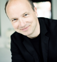 Dirigent Roland Kluttig, Foto: Marco Borggreve