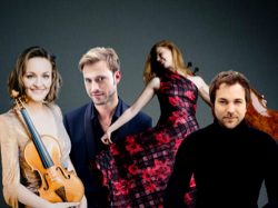 Franziska Hölscher, Benjamin Appl, Harriet Krijgh, Herbert Schuch, Foto: Franziska Hoelscher Franziska Hölscher, Benjamin Appl, Harriet Krijgh, Herbert Schuch, Foto: Franziska Hoelscher