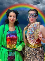 Grenzenlos bunt - Sabine Henkel und Inka Knäpper freuen sich auf ein schillerndes Konzert in allen Regenbogenfarben, Foto: Claudia Runde