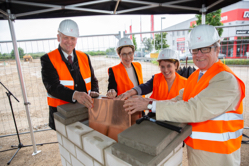 Grundsteinlegung in Hannover, Foto: Irving Villegas