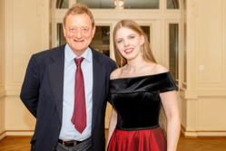 Initiator Adrian Flury und Eva Gevorgyan, Preisträgerin des Prix Serdang 2026., Foto: Thomas Entzeroth