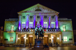 Nationaltheater Weimar, Außenansicht beim Theaterfest 2018, Foto: Candy Welz