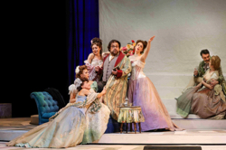 Szene aus Puccinis La rondine an der Volksoper Wien. Foto: Barbara Palffy